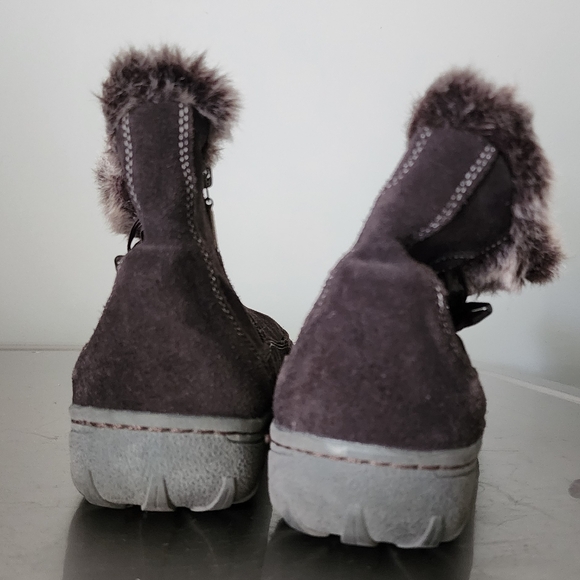 Khombu Ladies Leather Boots - Picture 5 of 7